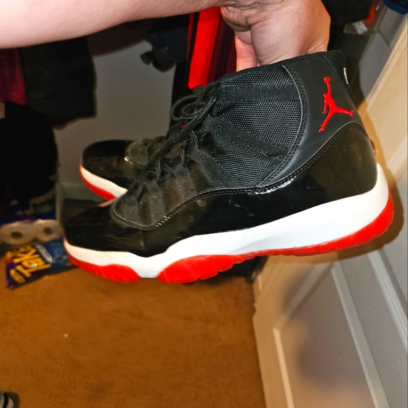 jordan breds 1s